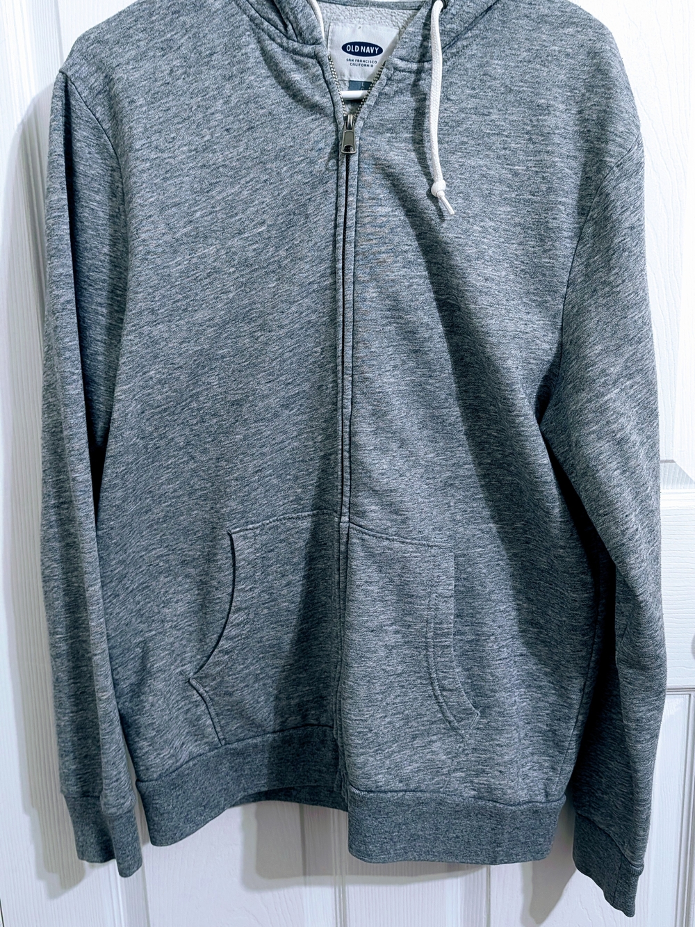 Old Navy Men's Gray Zip Hoodie Sweater - Large